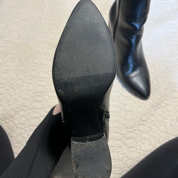 Women’s Leather Boots - Picture 3 of 3